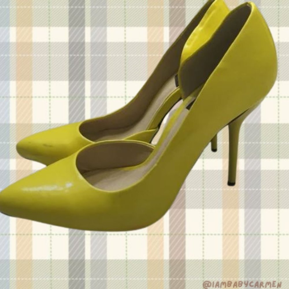 Yellow Pointed Toe Pumps - Picture 3 of 4